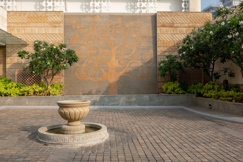 TajCoromandelCourtyard_ZS80554