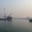 CoalShipAndTug_OM52095