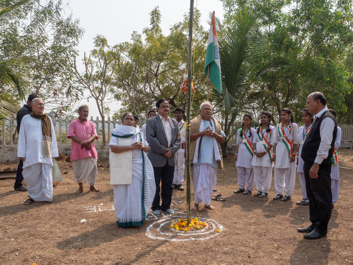 WelcomingCommittee_OM52399