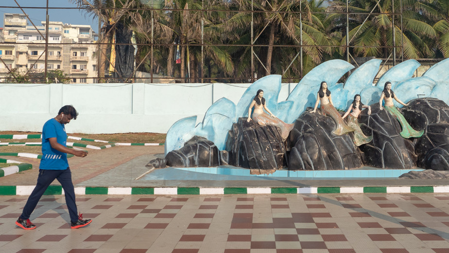 Mermaids_OM51418