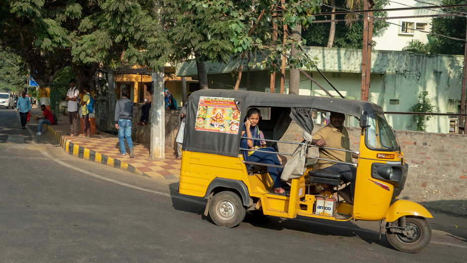 Tuk-Tuk_OM51457