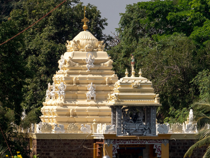 SmallTemple_OM51986