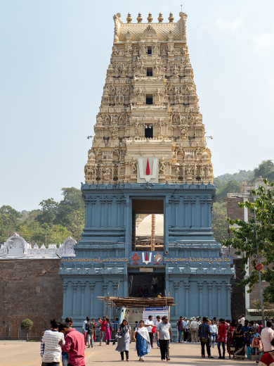 TempleEntrance_OM51912