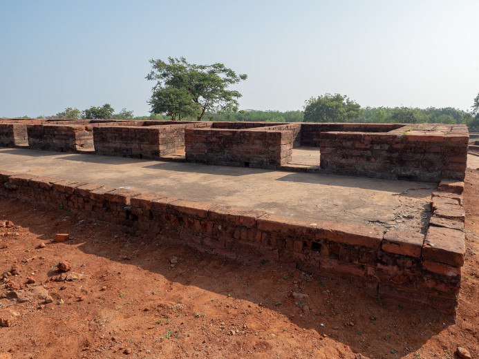 Vihara_OM51559