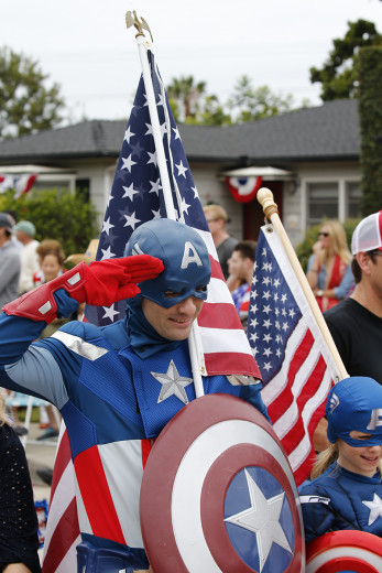 CapnAmericas_1200_1X13518
