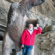EinarAndMylodon_ZS70755