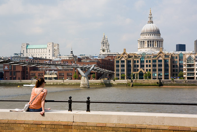 Millenium Bridge with St. Pauls in background