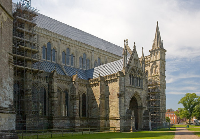 Ssalisbury Cathedral, north side