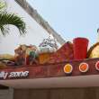 Family-friendly food plus video games, internet, and telephone! Guayaquil.